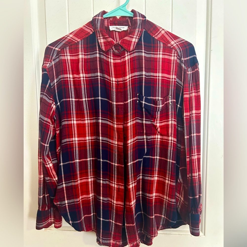 Cute! flannel, plaid, long sleeved shirt